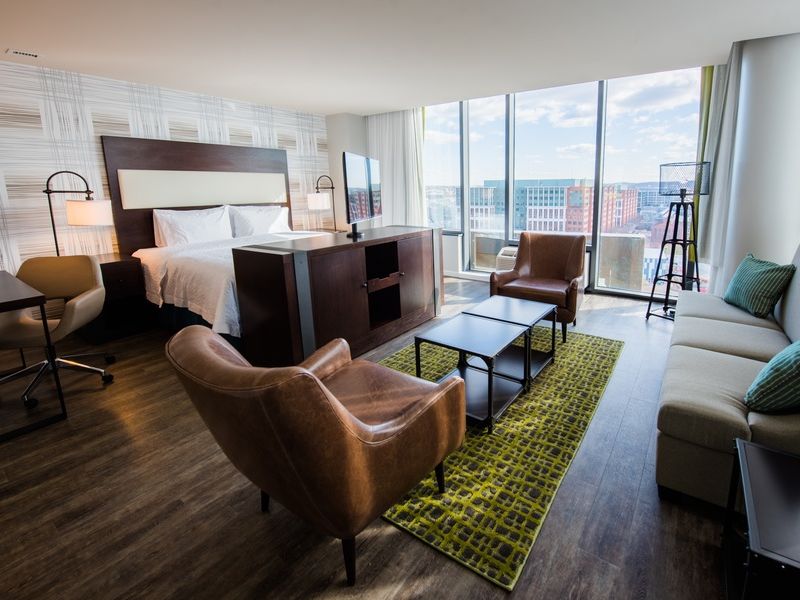 Hampton Inn & Suites Washington DC Navy Yard