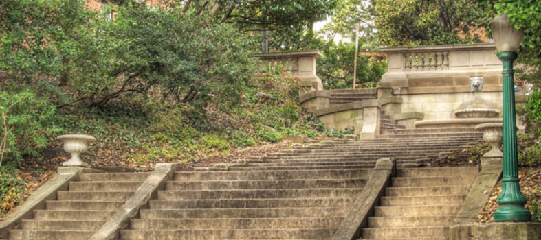 Sneak away from hustle and bustle at the Spanish Steps