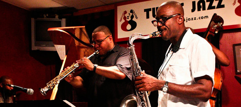 Experience the Twins Jazz Club’s international vibes
